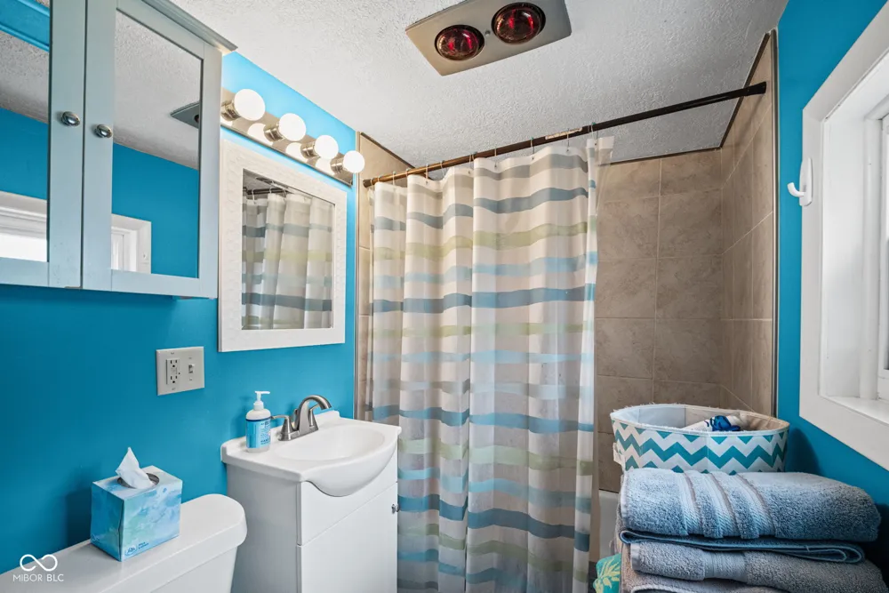 5347 E Blue Bell Court Monticello, IN 47960