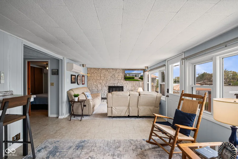 5347 E Blue Bell Court Monticello, IN 47960
