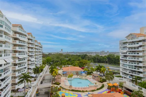 9550 CALLE DIAZ WAY | COND. ASTRALIS #813