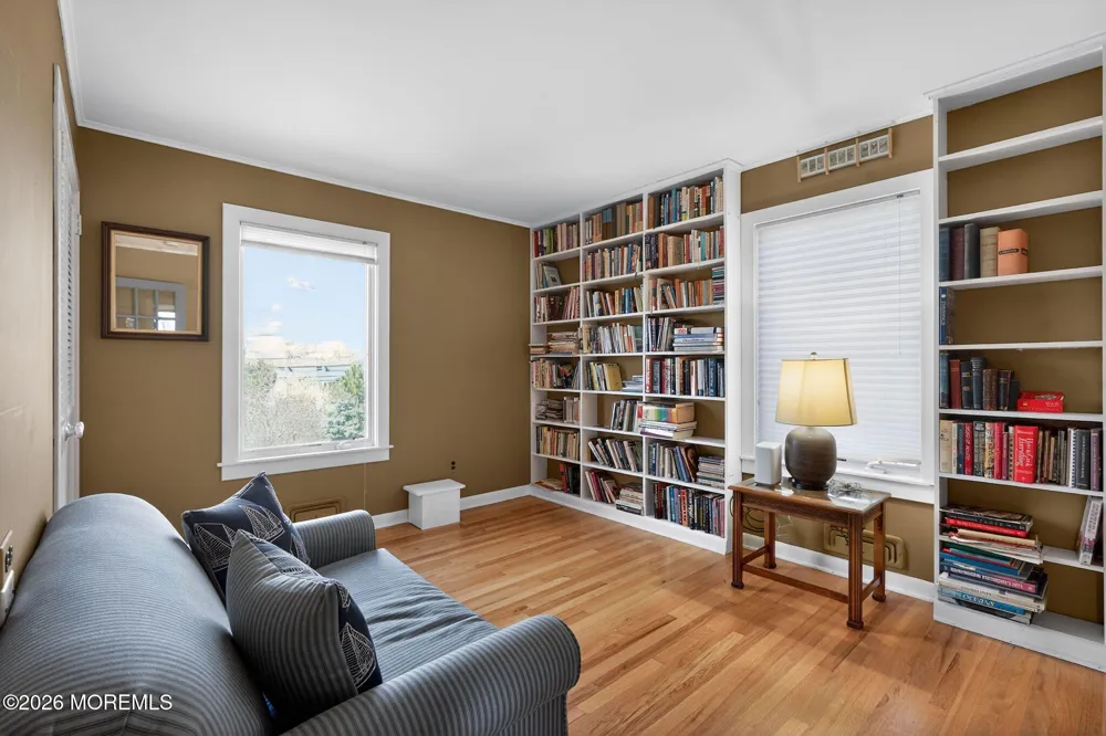 1521 Ocean Avenue Mantoloking, NJ 08738