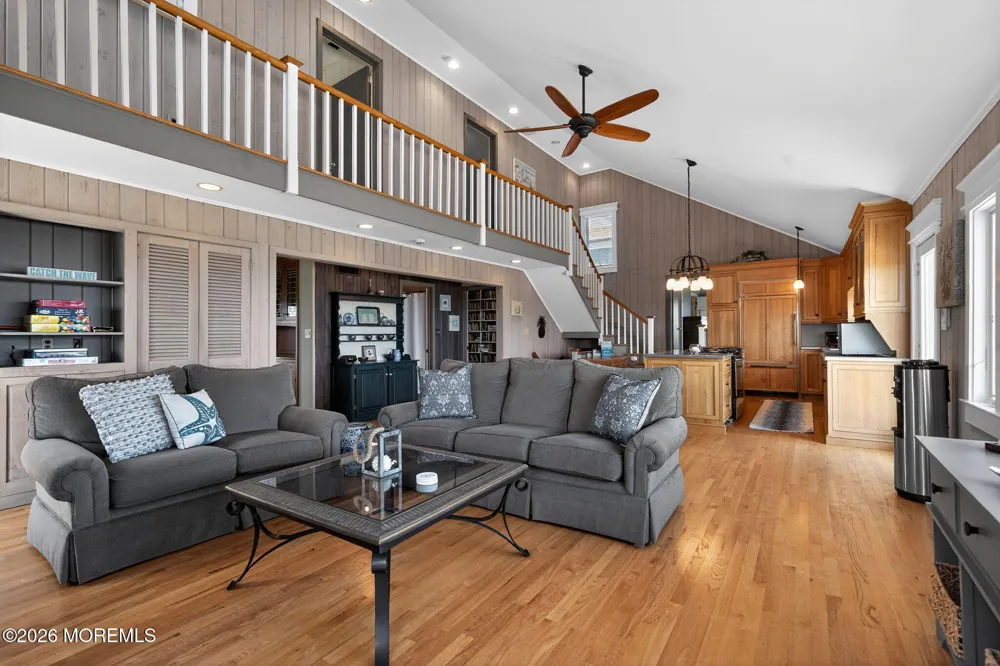 1521 Ocean Avenue Mantoloking, NJ 08738