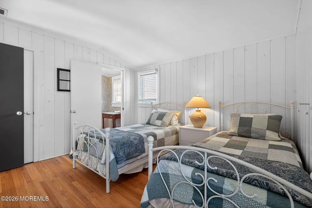 1521 Ocean Avenue Mantoloking, NJ 08738