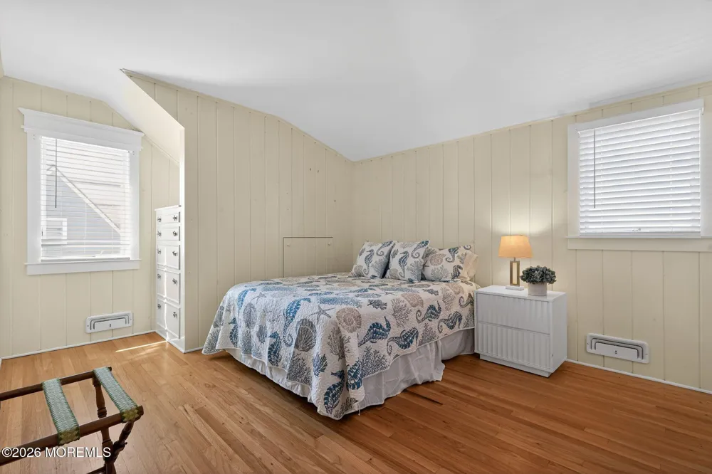 1521 Ocean Avenue Mantoloking, NJ 08738