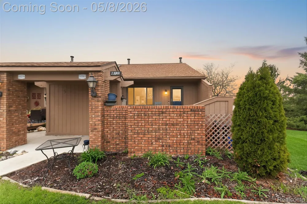 25381 Potomac Drive #6 South Lyon City, MI 48178