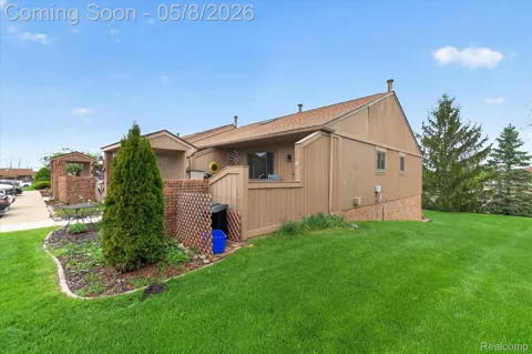 25381 Potomac Drive #6