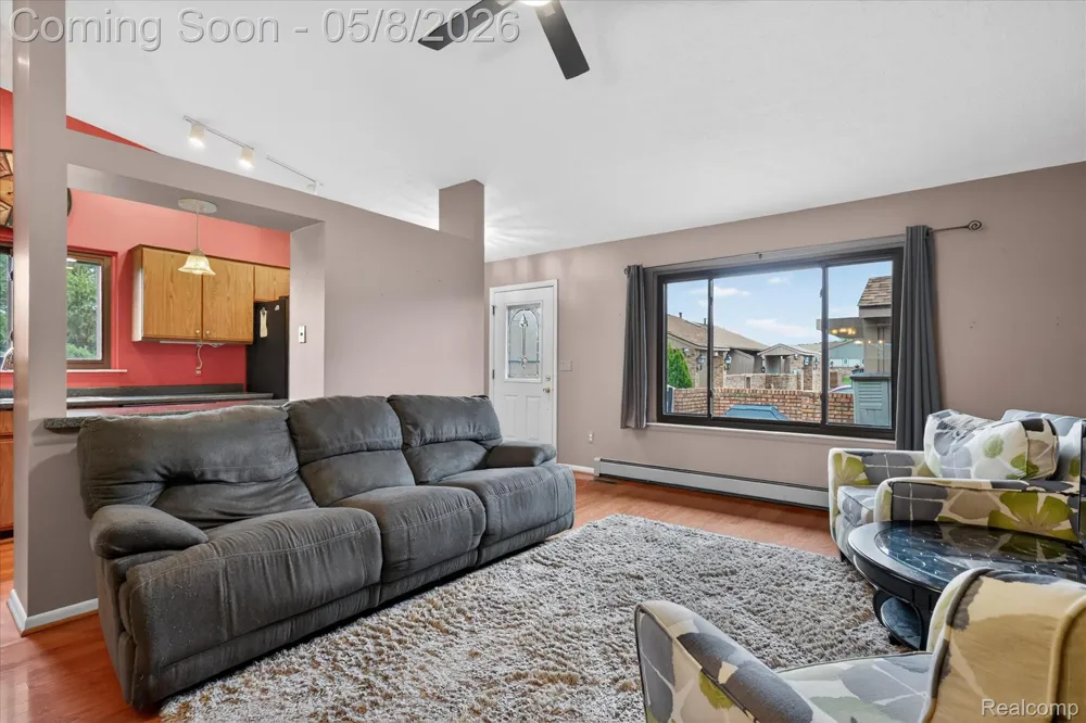 25381 Potomac Drive #6 South Lyon City, MI 48178