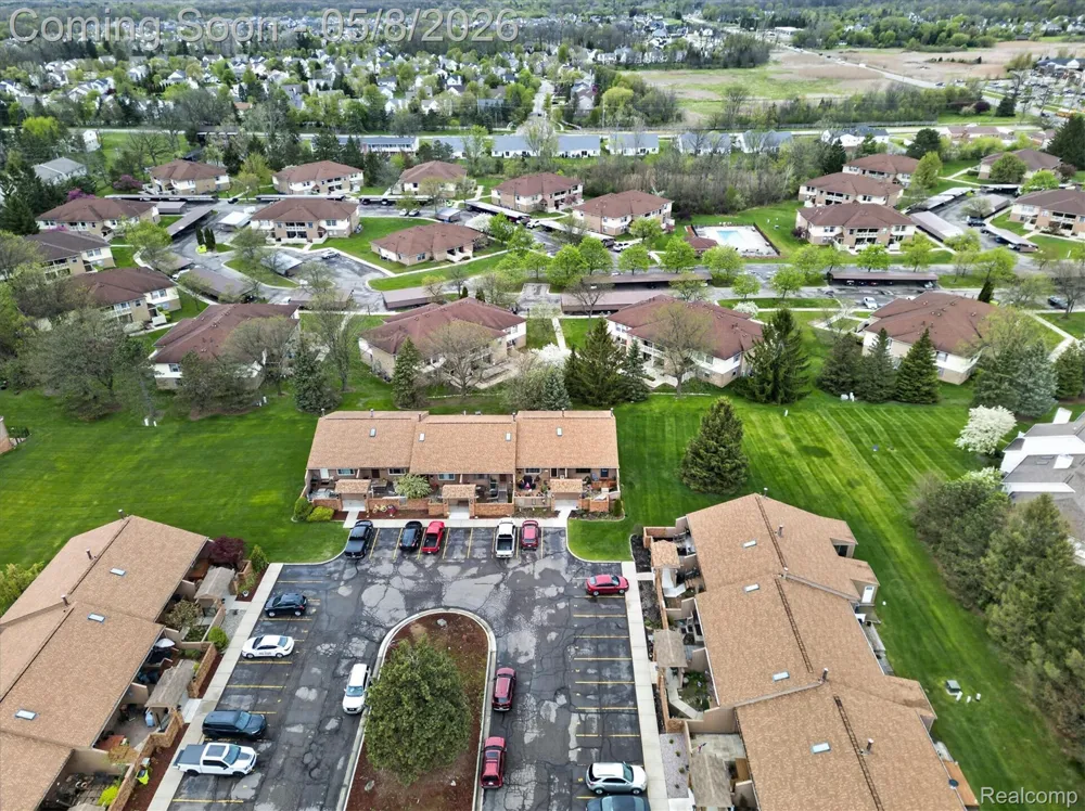 25381 Potomac Drive #6 South Lyon City, MI 48178