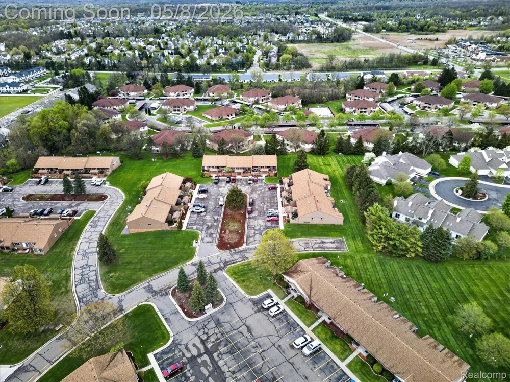 25381 Potomac Drive #6 South Lyon City, MI 48178