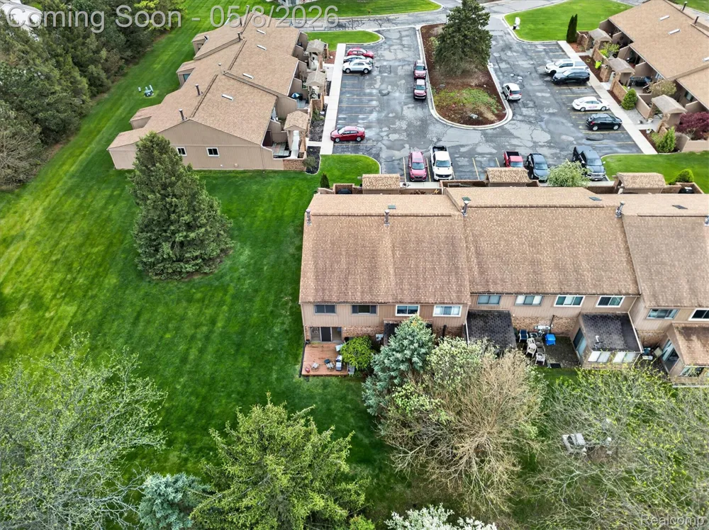 25381 Potomac Drive #6 South Lyon City, MI 48178
