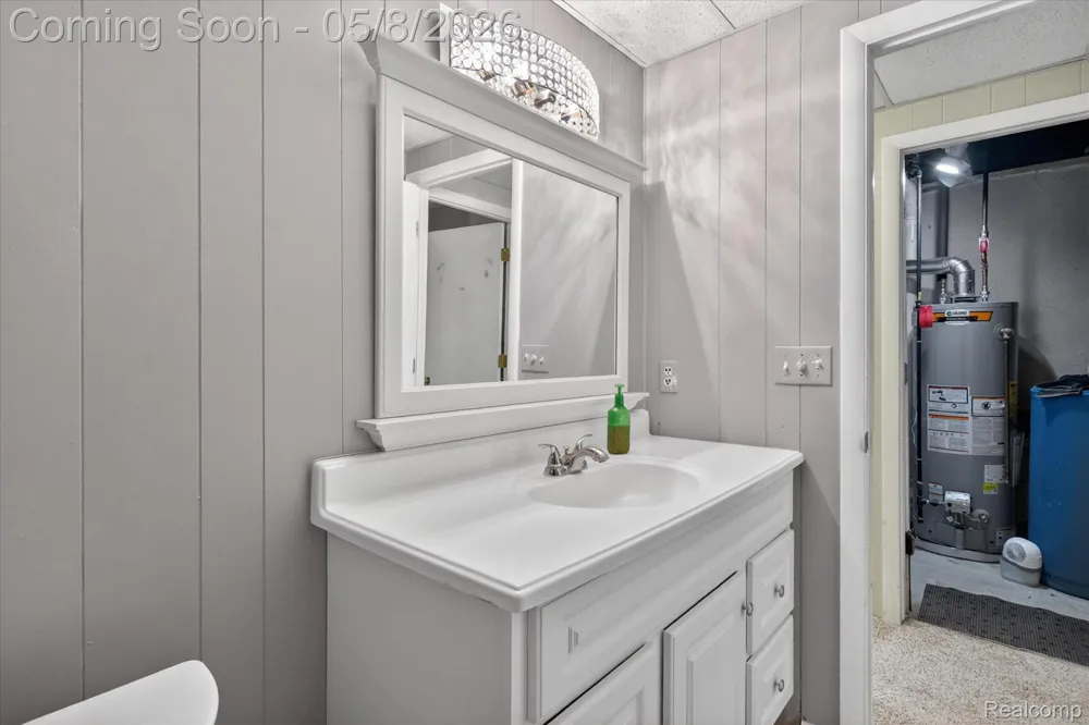 25381 Potomac Drive #6 South Lyon City, MI 48178