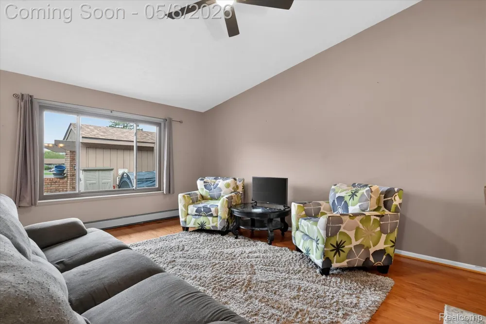 25381 Potomac Drive #6 South Lyon City, MI 48178