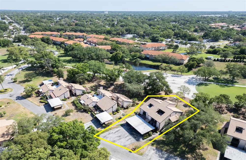 6305 PELICAN CREEK CROSSING #D St Petersburg, FL 33707