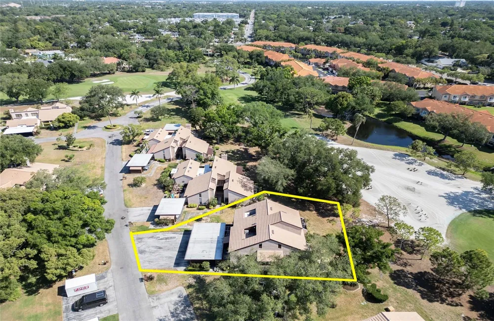 6305 PELICAN CREEK CROSSING #D St Petersburg, FL 33707