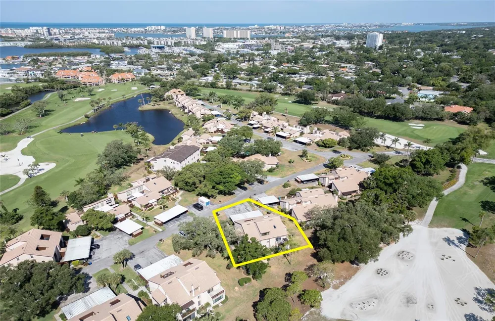 6305 PELICAN CREEK CROSSING #D St Petersburg, FL 33707
