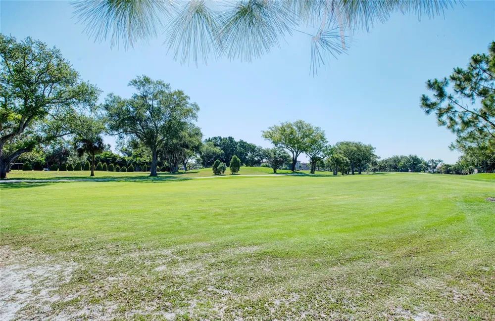 6305 PELICAN CREEK CROSSING #D St Petersburg, FL 33707