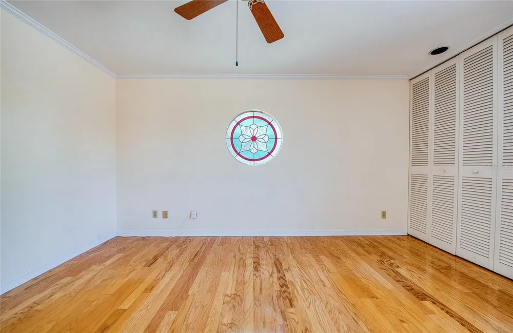 6305 PELICAN CREEK CROSSING #D St Petersburg, FL 33707