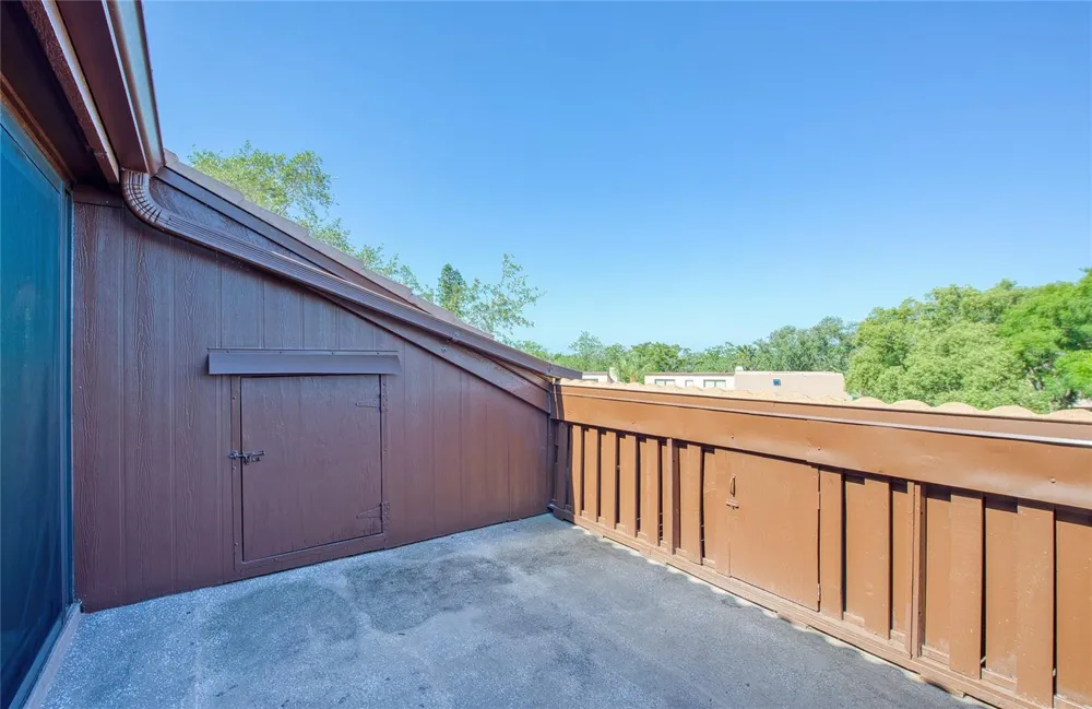 6305 PELICAN CREEK CROSSING #D St Petersburg, FL 33707