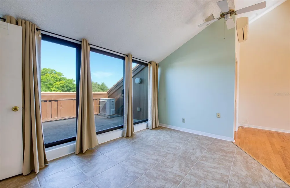 6305 PELICAN CREEK CROSSING #D St Petersburg, FL 33707