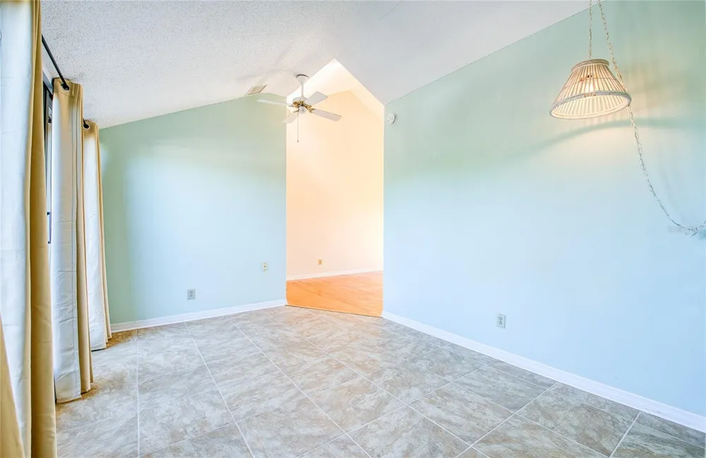 6305 PELICAN CREEK CROSSING #D St Petersburg, FL 33707