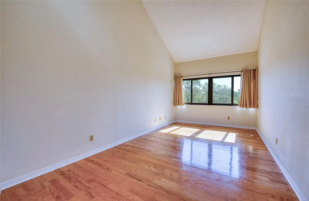 6305 PELICAN CREEK CROSSING #D St Petersburg, FL 33707