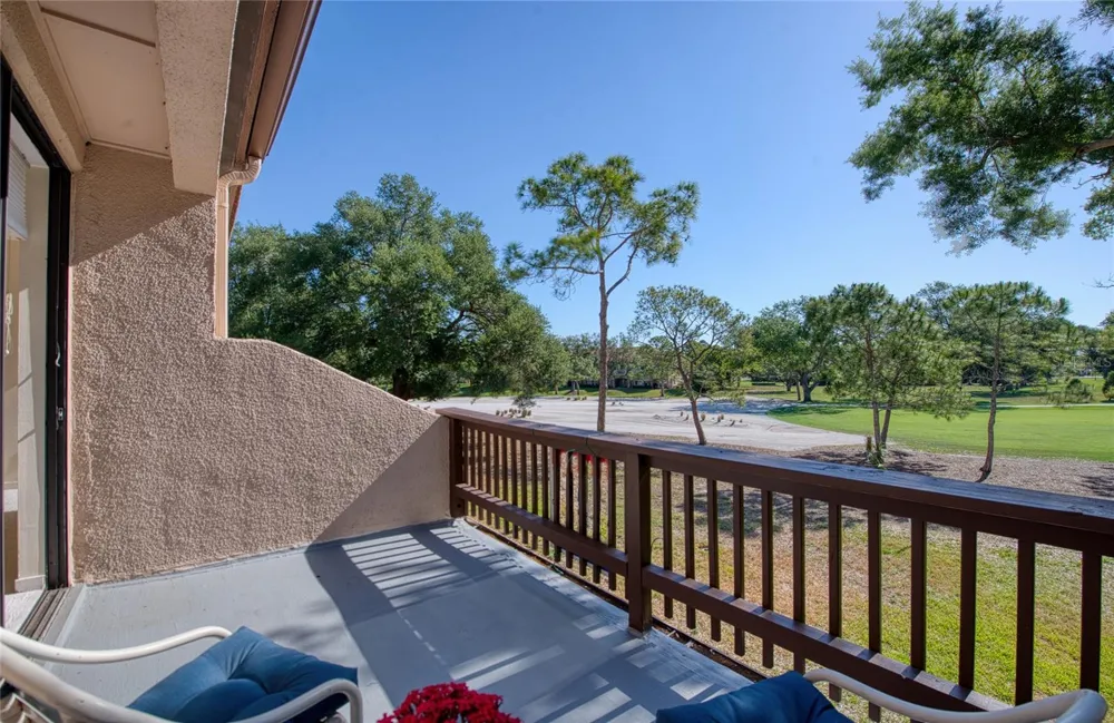 6305 PELICAN CREEK CROSSING #D St Petersburg, FL 33707