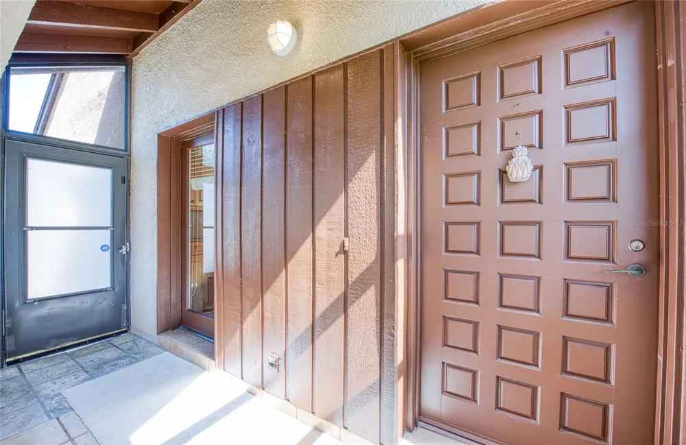 6305 PELICAN CREEK CROSSING #D St Petersburg, FL 33707