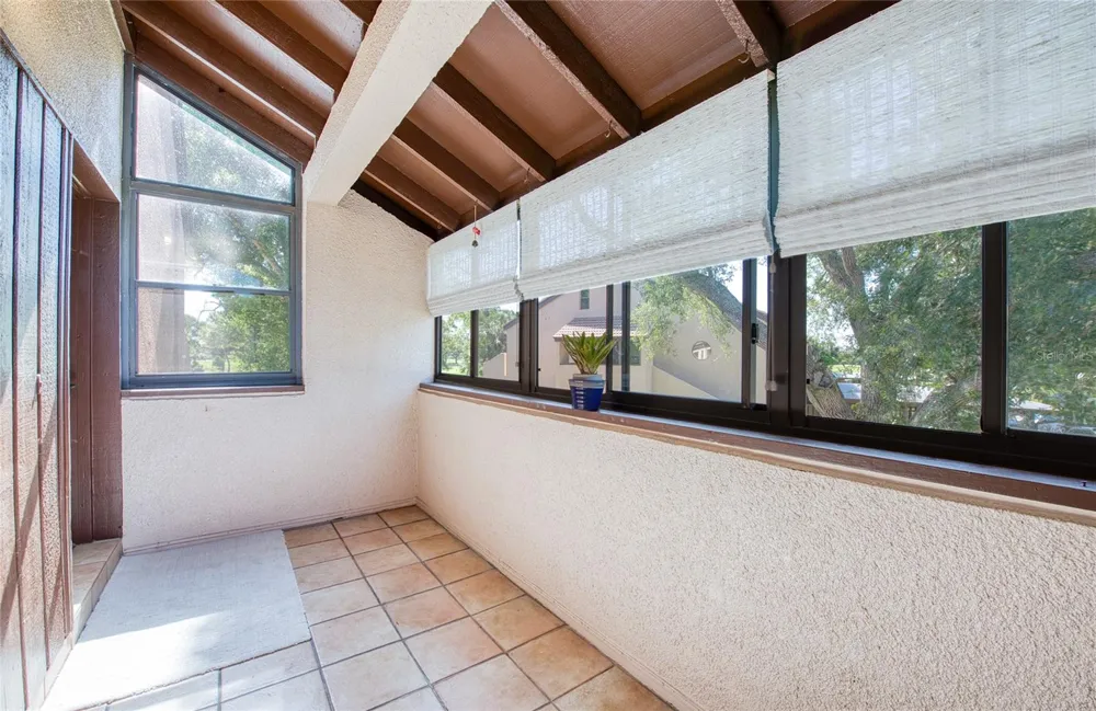 6305 PELICAN CREEK CROSSING #D St Petersburg, FL 33707