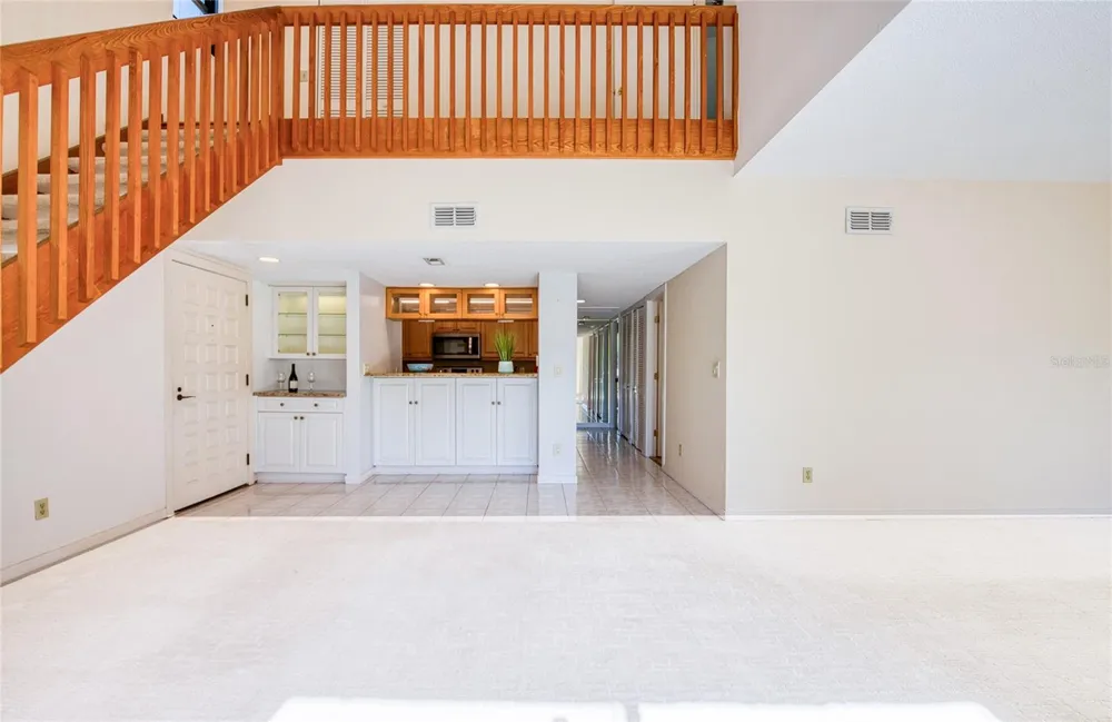 6305 PELICAN CREEK CROSSING #D St Petersburg, FL 33707