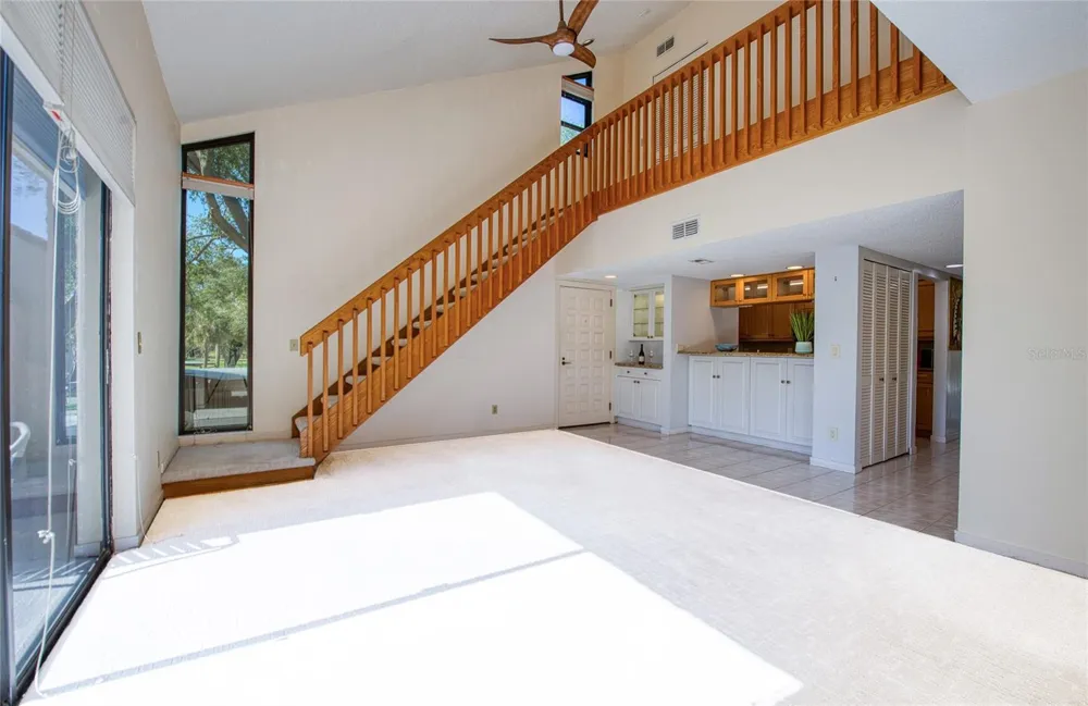 6305 PELICAN CREEK CROSSING #D St Petersburg, FL 33707