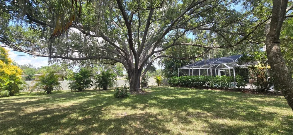3757 COUNTRYSIDE ROAD Sarasota, FL 34233