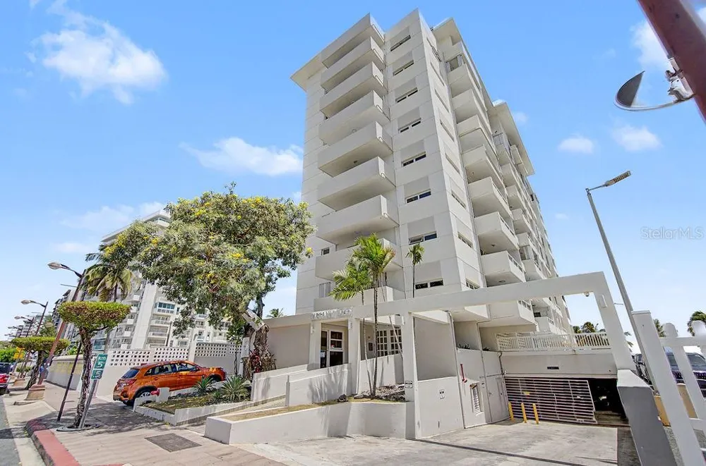 4939 ISLA VERDE AVE. #601 Carolina, PR 00979