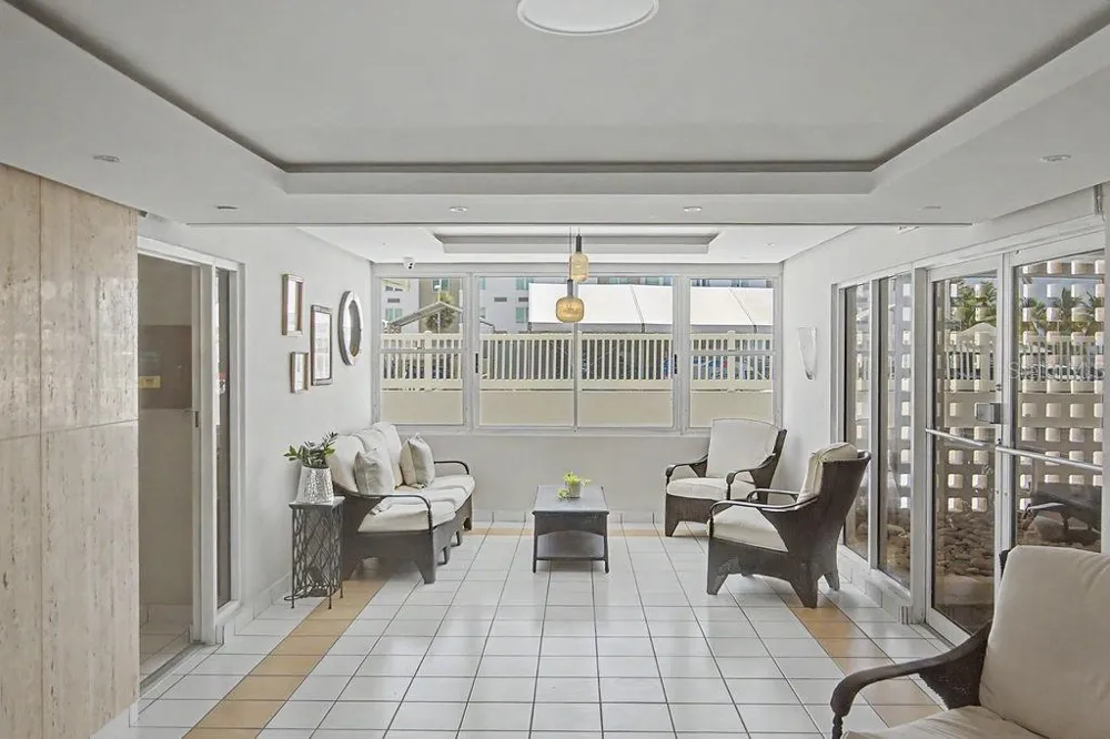 4939 ISLA VERDE AVE. #601 Carolina, PR 00979