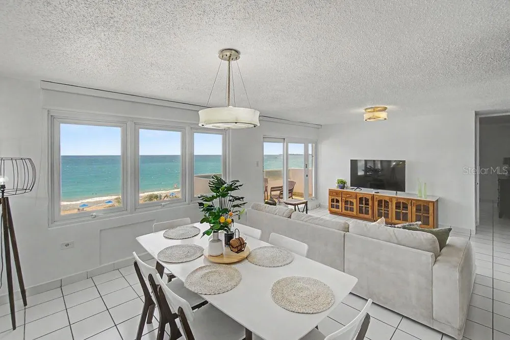 4939 ISLA VERDE AVE. #601 Carolina, PR 00979