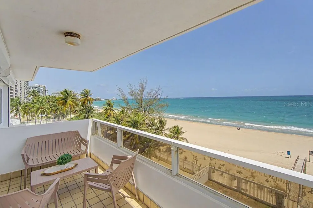 4939 ISLA VERDE AVE. #601 Carolina, PR 00979
