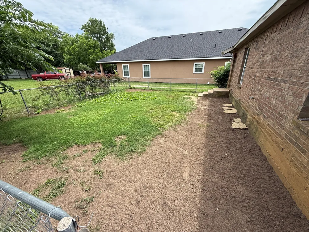 10937 Rockstone Drive Balch Springs, TX 75180
