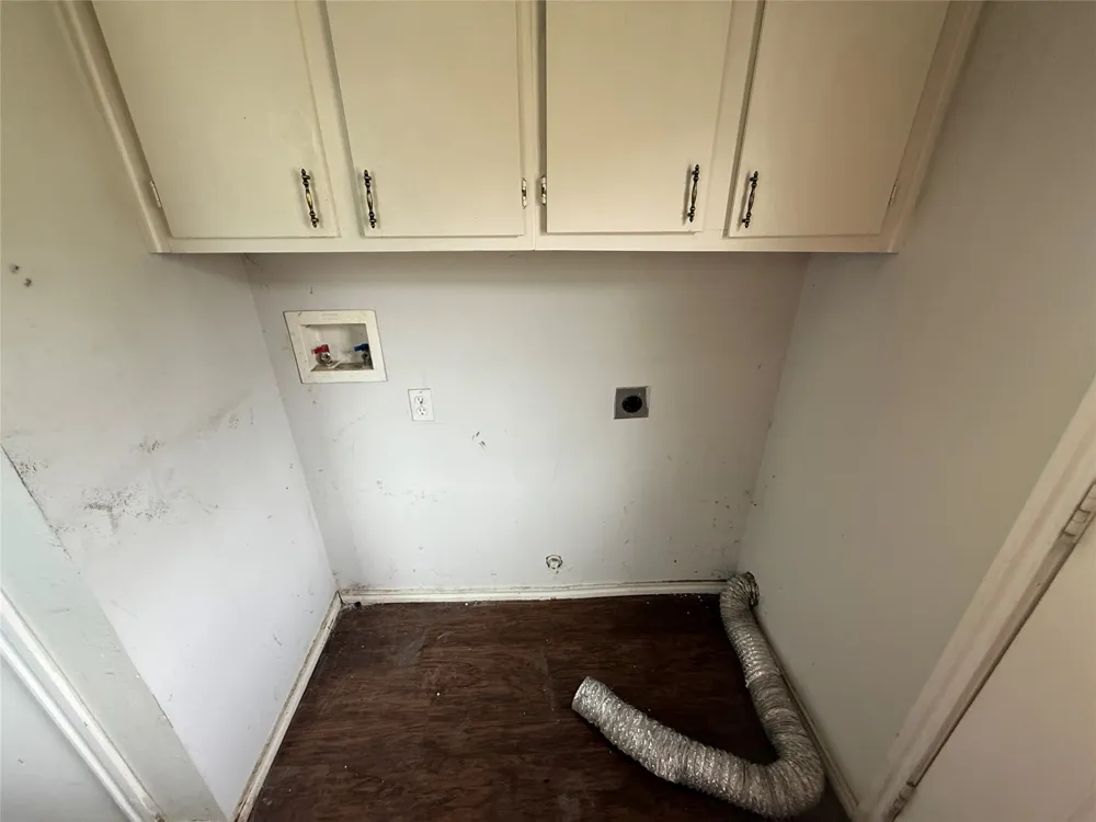 10937 Rockstone Drive Balch Springs, TX 75180