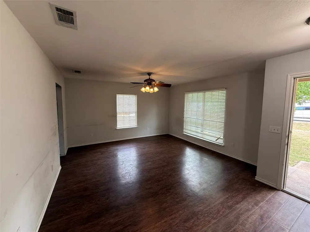 10937 Rockstone Drive Balch Springs, TX 75180