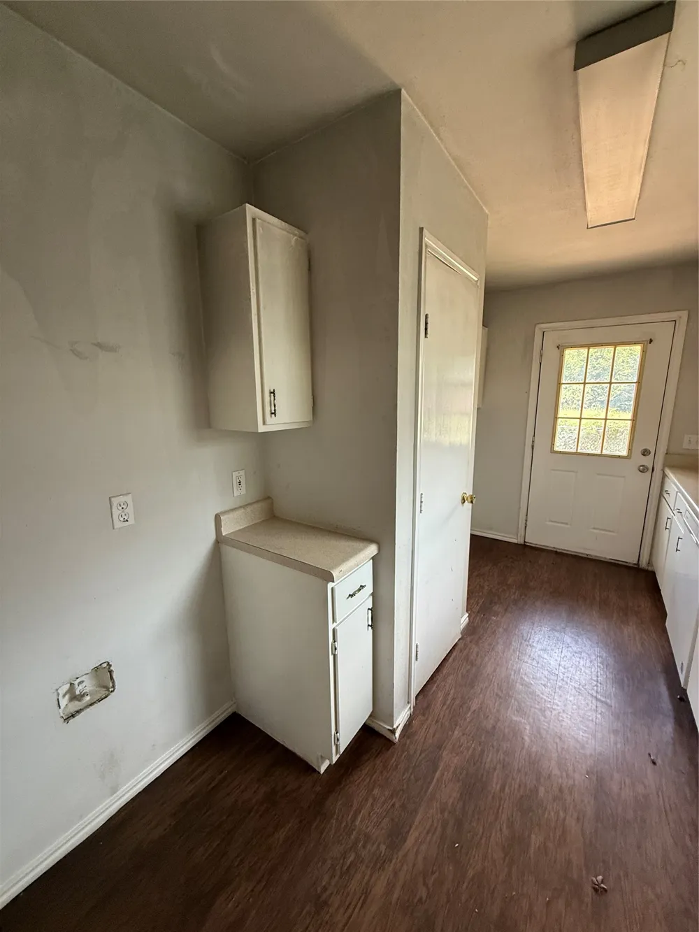 10937 Rockstone Drive Balch Springs, TX 75180