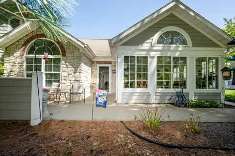 2848 Villa Lane