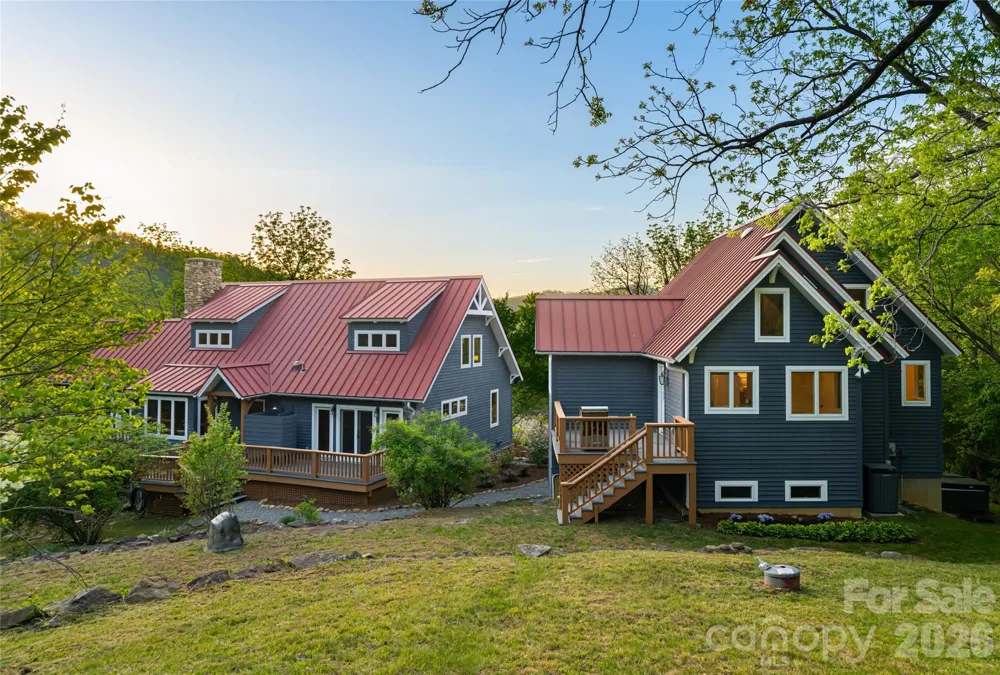 10 and 12 Dogwood Hills Lane Weaverville, NC 28787
