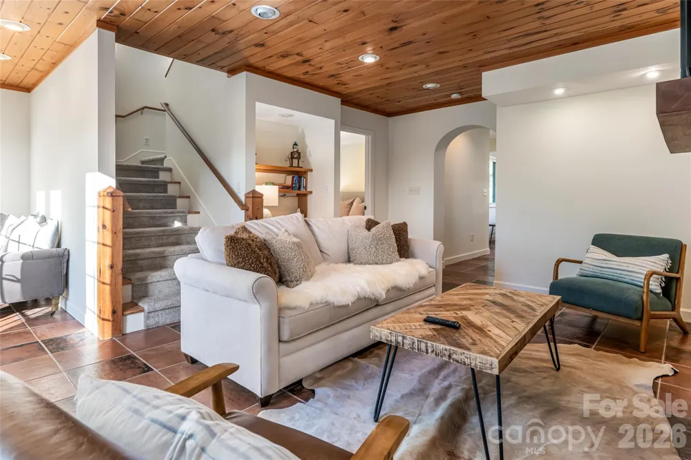 10 and 12 Dogwood Hills Lane Weaverville, NC 28787