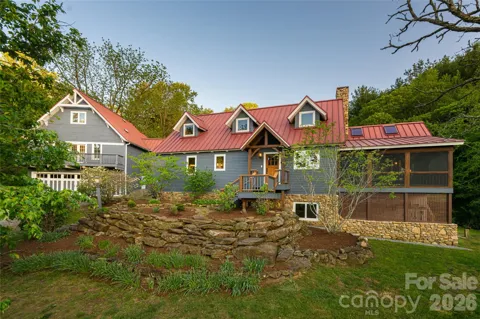 10 and 12 Dogwood Hills Lane