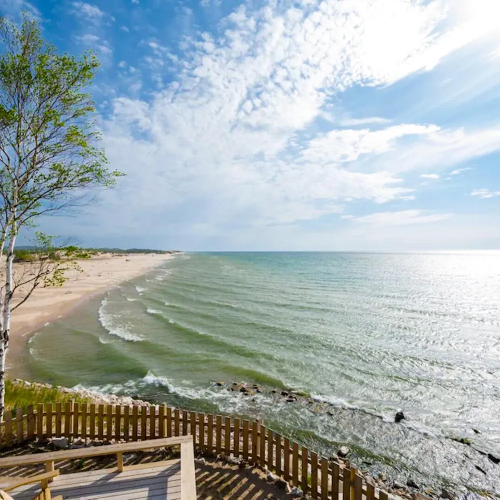 2767 Lakeshore Drive Mears, MI 49436