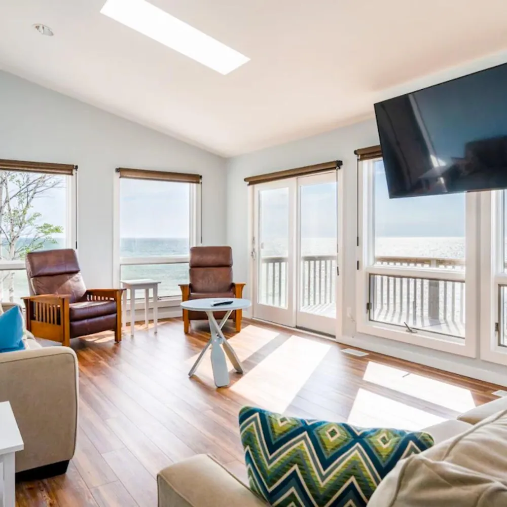 2767 Lakeshore Drive Mears, MI 49436