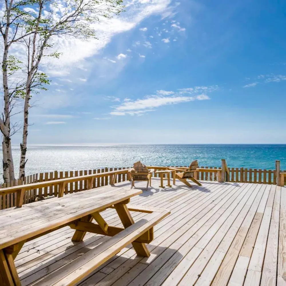 2767 Lakeshore Drive Mears, MI 49436