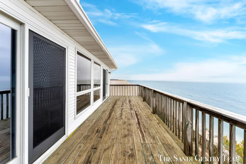 2767 Lakeshore Drive Mears, MI 49436