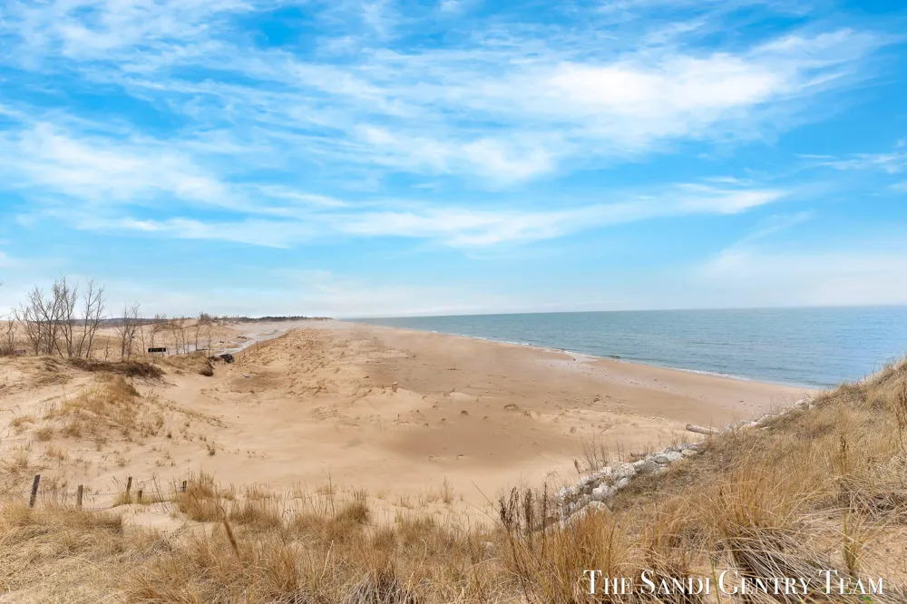 2767 Lakeshore Drive Mears, MI 49436