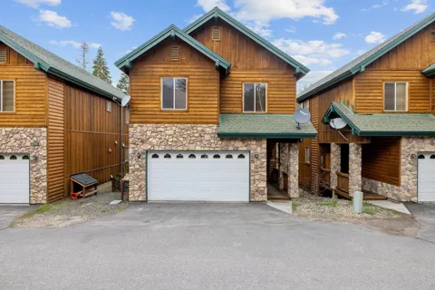 40838 Village Pass Lane
