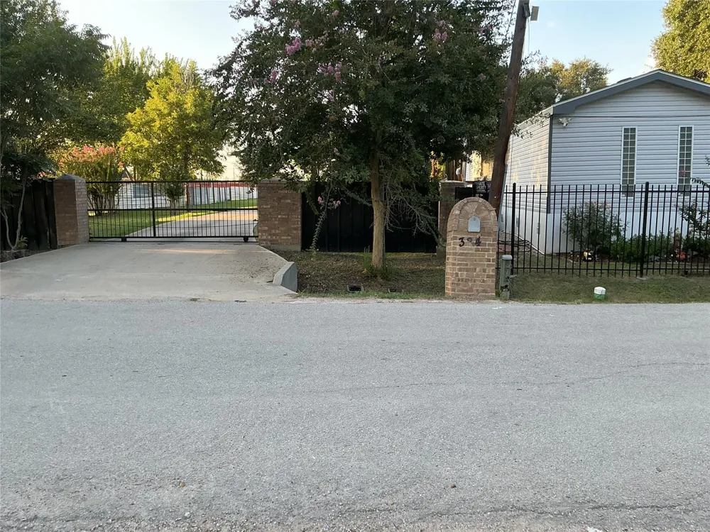Hillsman Lane Sugar Land, TX 77498