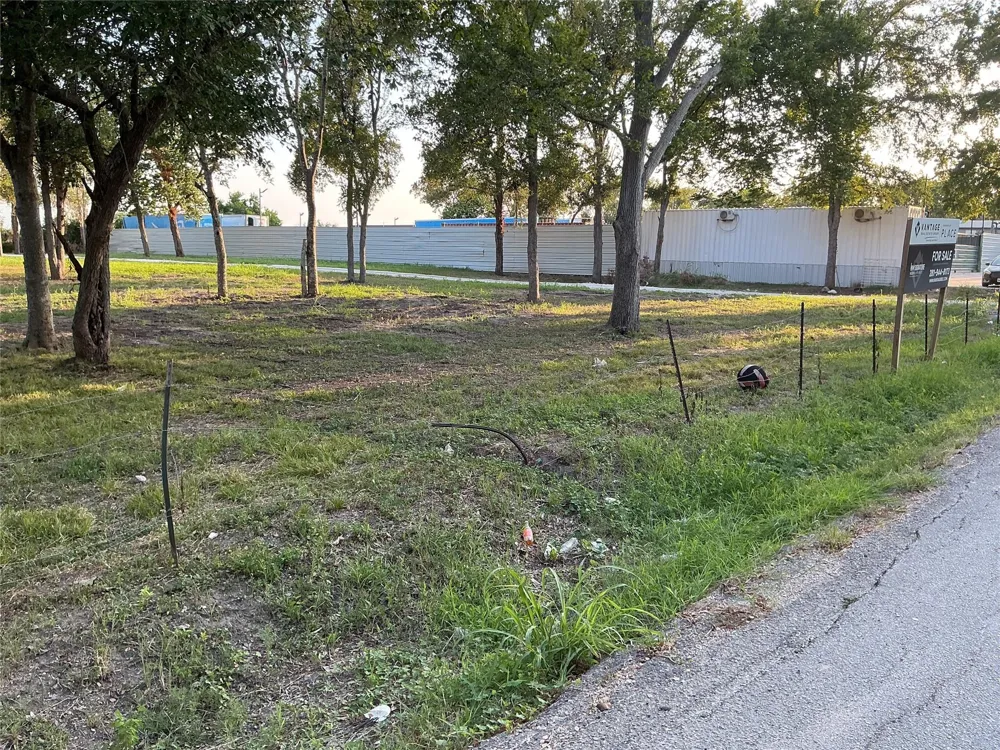 Hillsman Lane Sugar Land, TX 77498